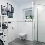 Easygreen Moderenes - By Easyhood Apartmán